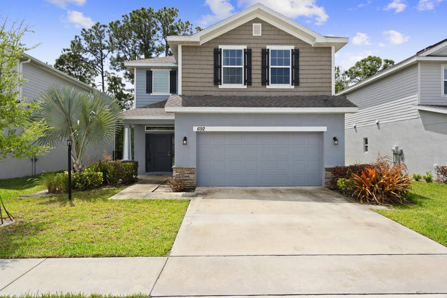Property photo for 692 NE Turtleback Trail, Port St Lucie, FL