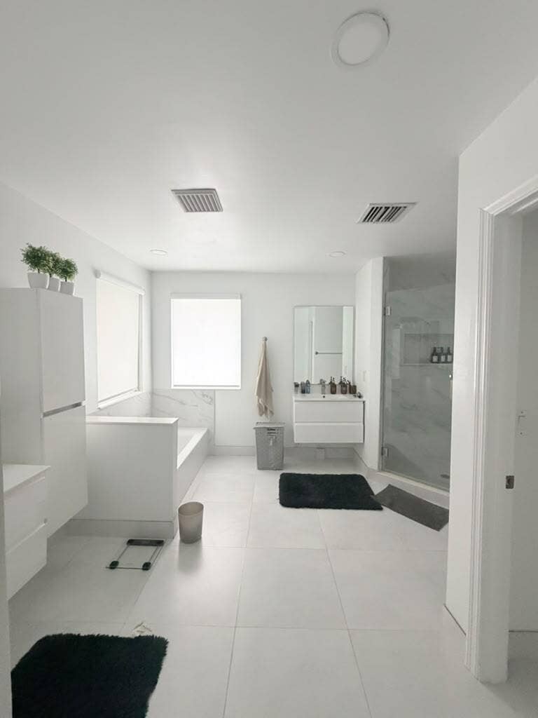 4251 E SENECA Avenue, Weston, Weston, FL 33332 WhatsApp Image 2026-10-05 at 5.05.48 PM
