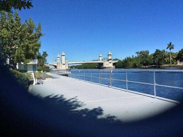 Drawbridge to A1A