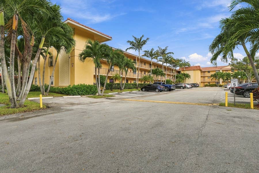 Property photo for 11477 NW 39th Court, #201-1, Coral Springs, FL