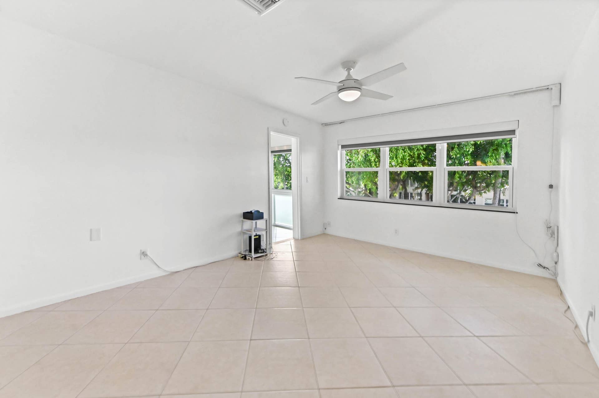 15 Living room 02