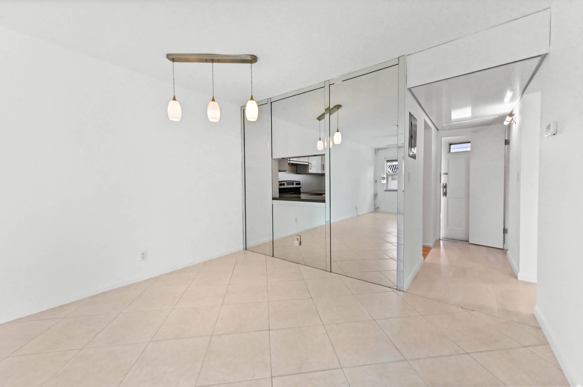 19 Dining area 01