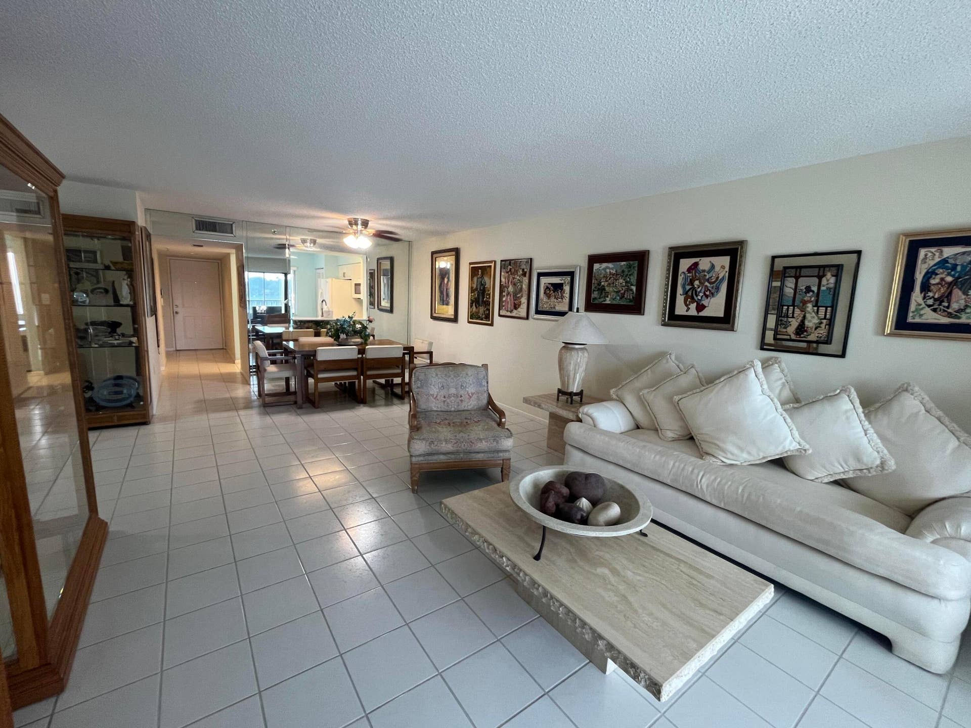 6269 Pointe Regal Circle, #305, Delray Beach, FL 33484 GREAT ROOM/LIVING ROOM AREA
