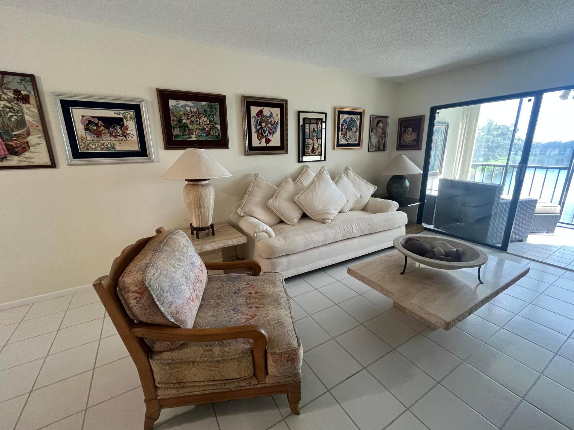 6269 Pointe Regal Circle, #305, Delray Beach, FL 33484 LIVING ROOM AREA