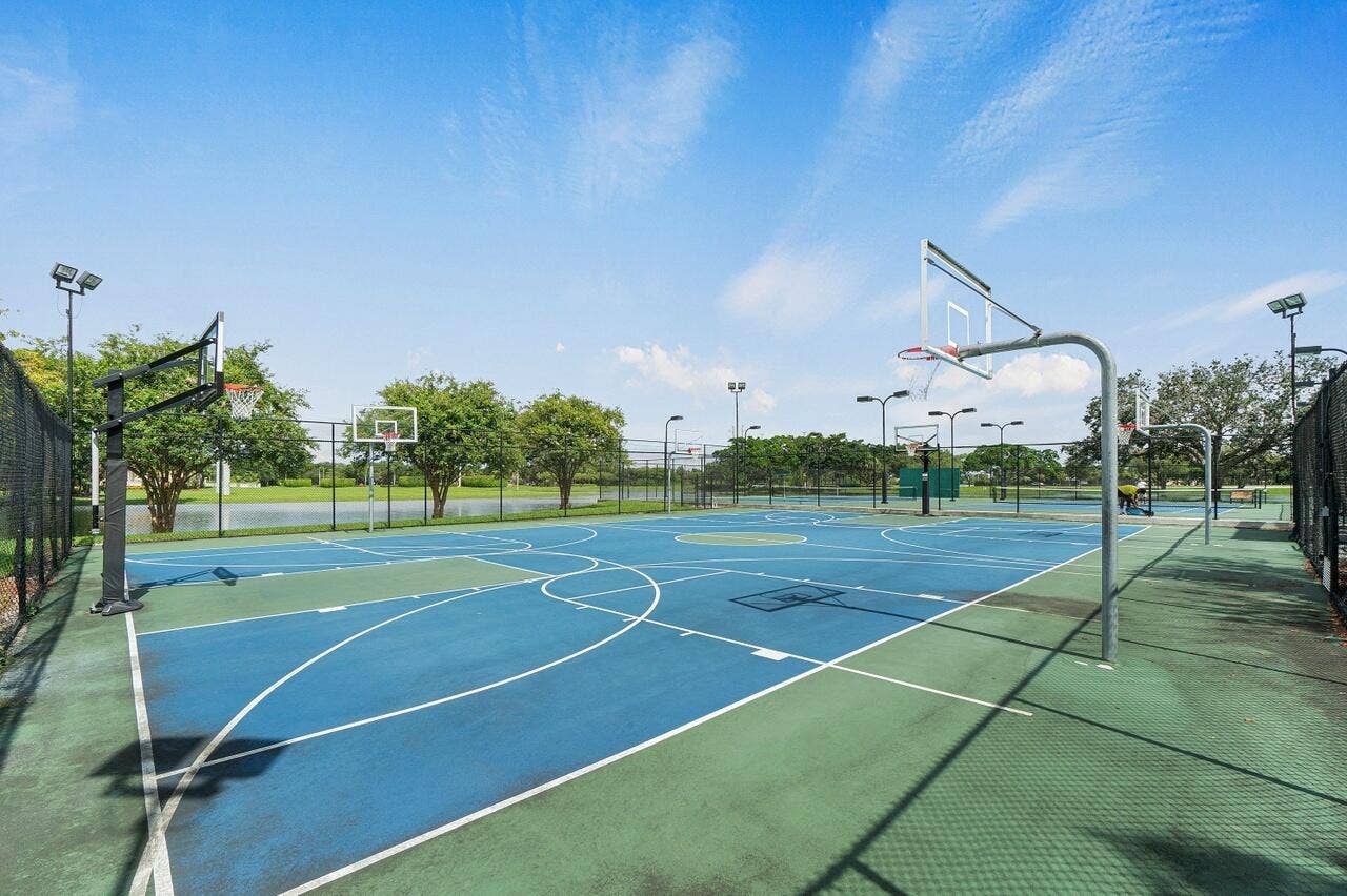 10378 Buena Ventura Drive, Boca Raton, FL 33498 2206124503581336681_66_0