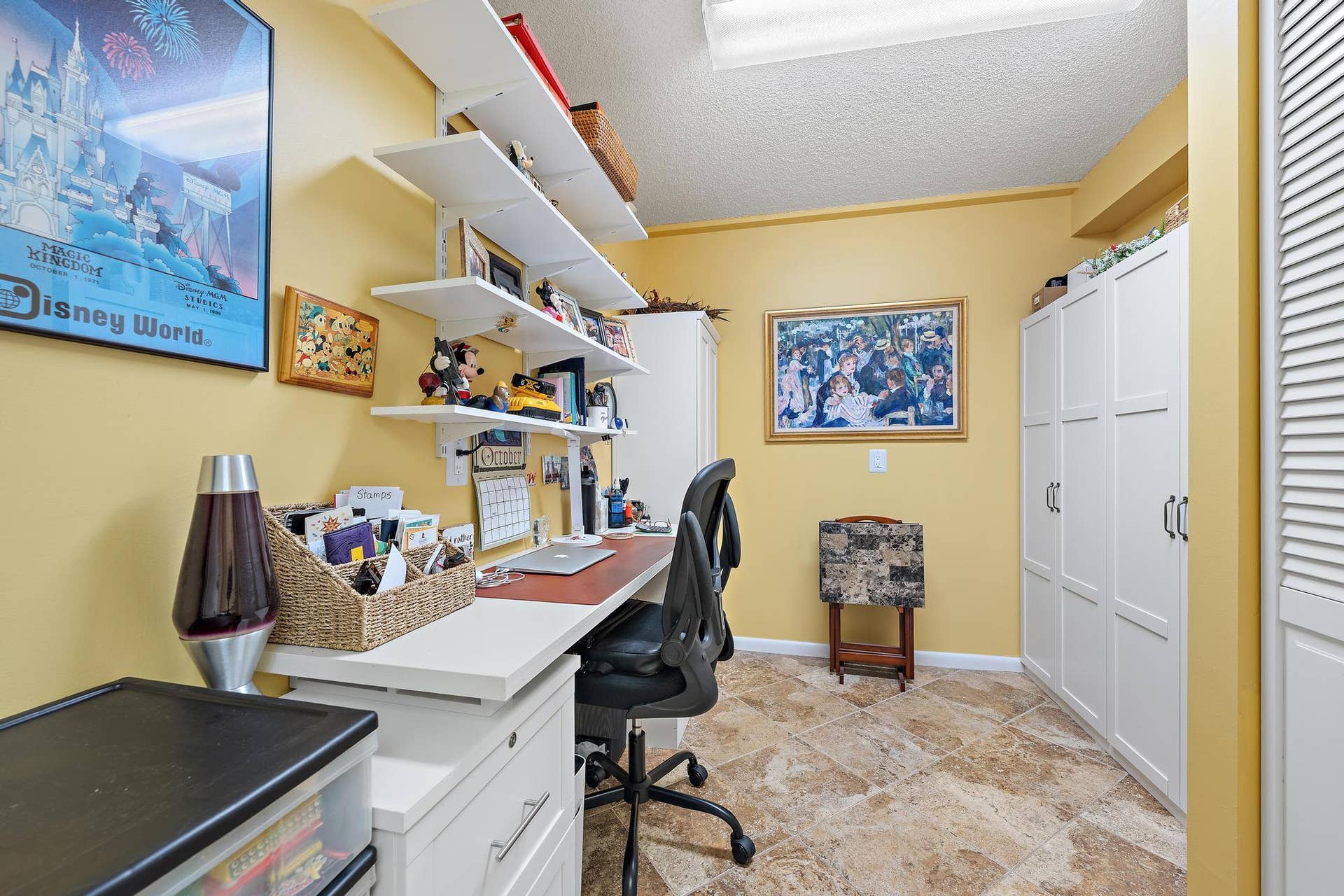 Office or make it a den