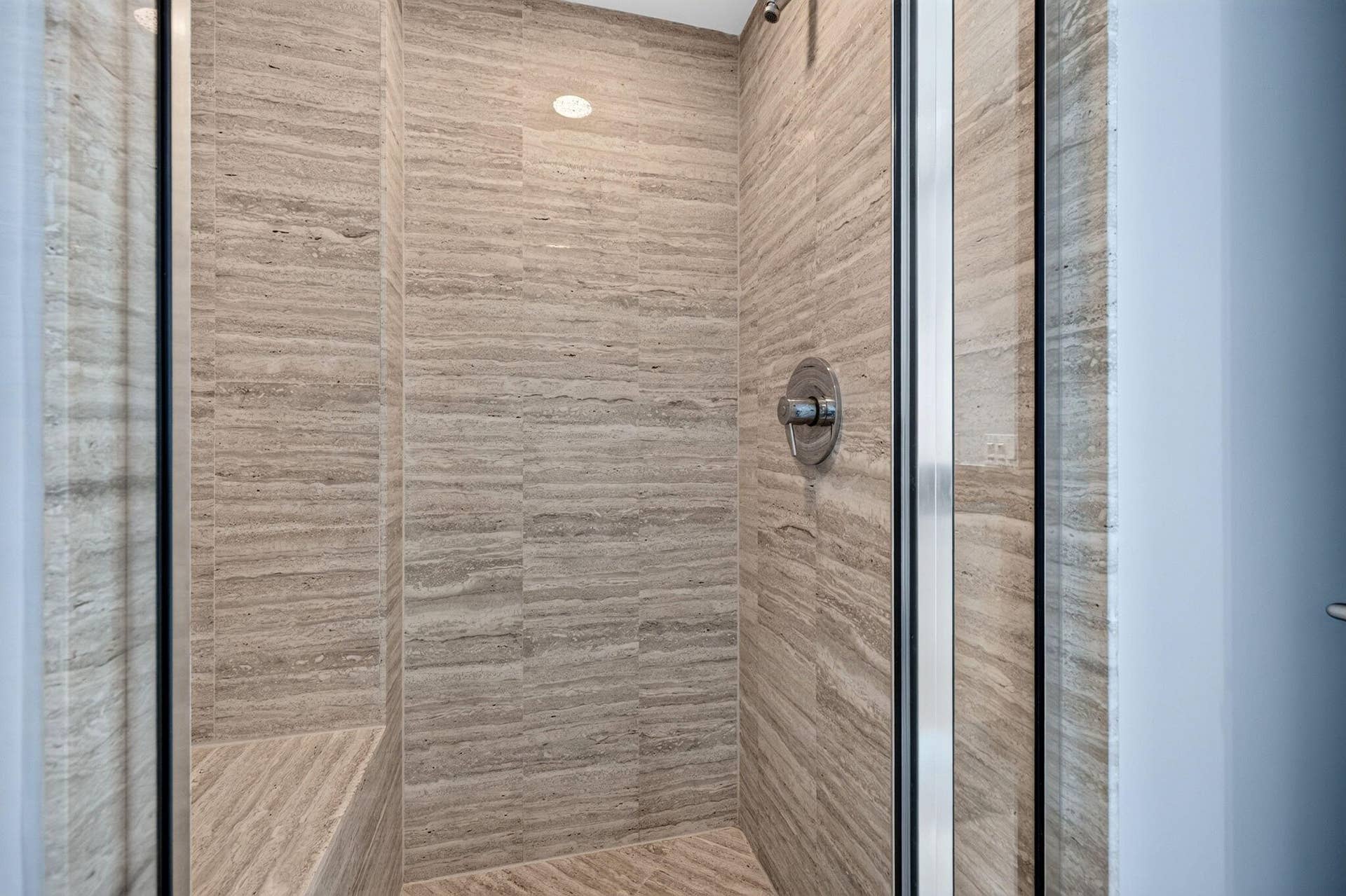 62-web-or-mls-699A2330