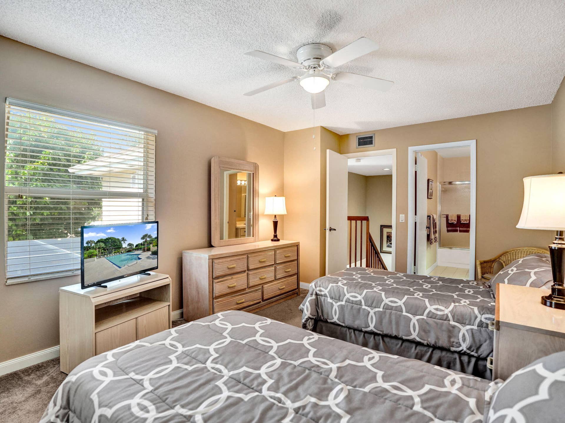 5803 WHEATLEY Court, Boynton Beach, FL 33436 27-web-or-mls-DSC02901