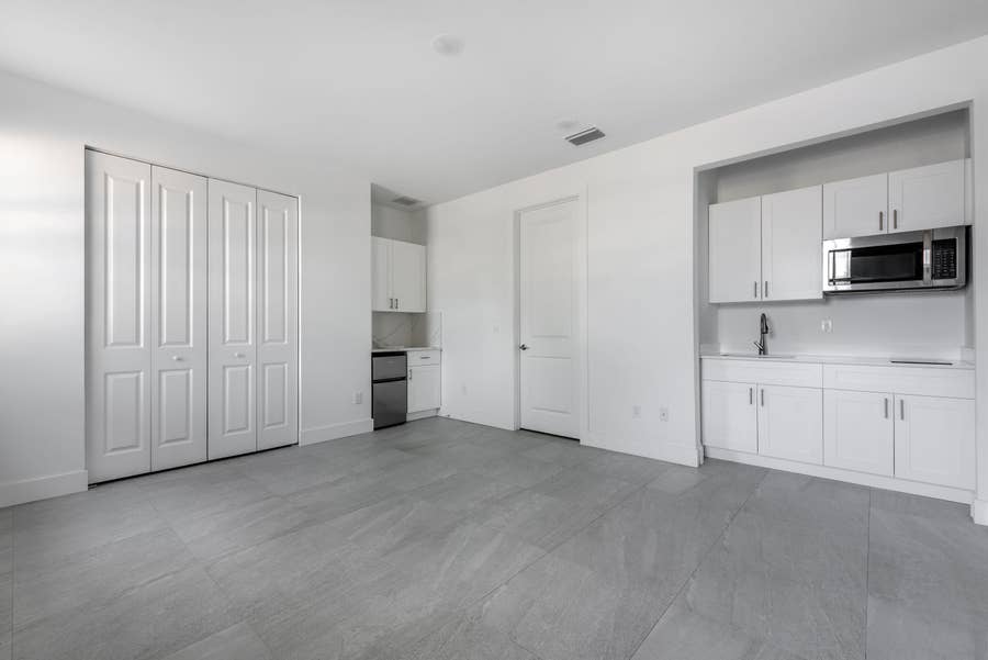 Property photo for 5852 Buccaneer Trail, #Efficiency, West Palm Beach, FL