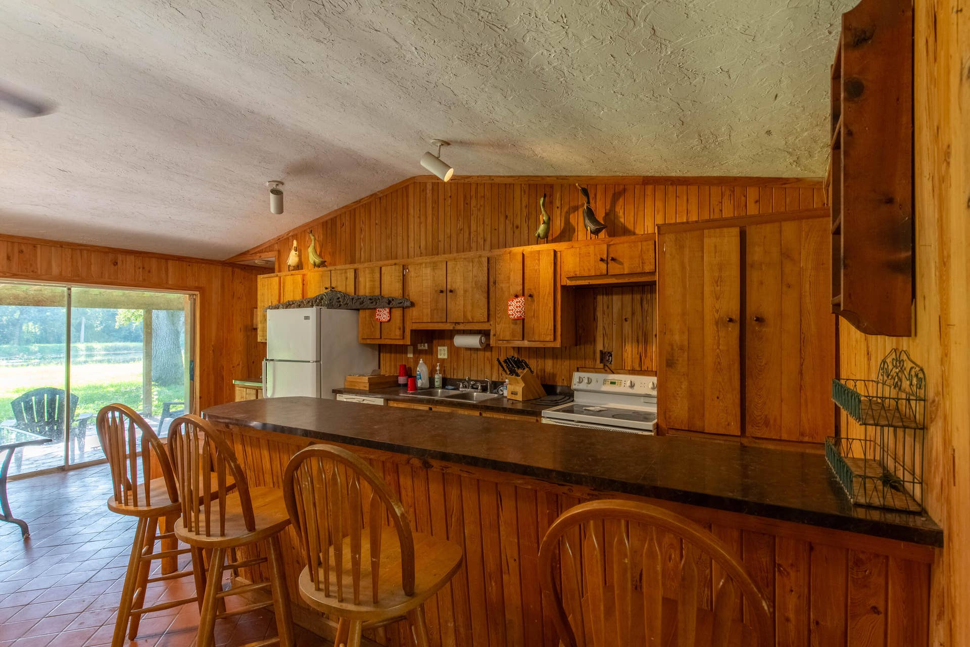 2833 F Road, Loxahatchee Groves, FL 33470 2833 f rd Kitchen