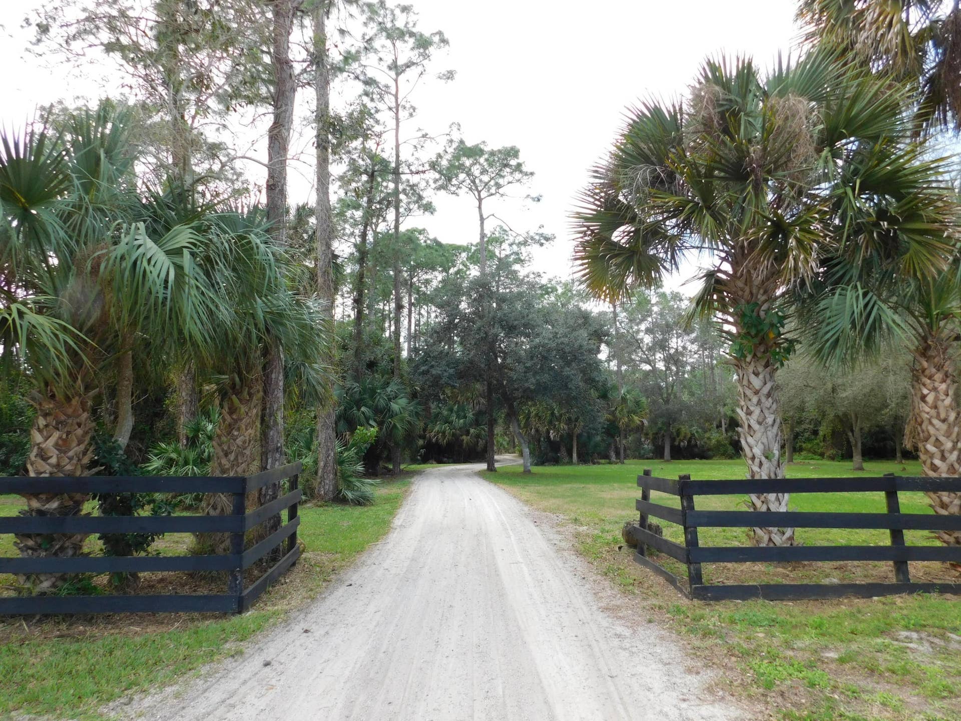 2833 F Road, Loxahatchee Groves, FL 33470 2833 f Rd road