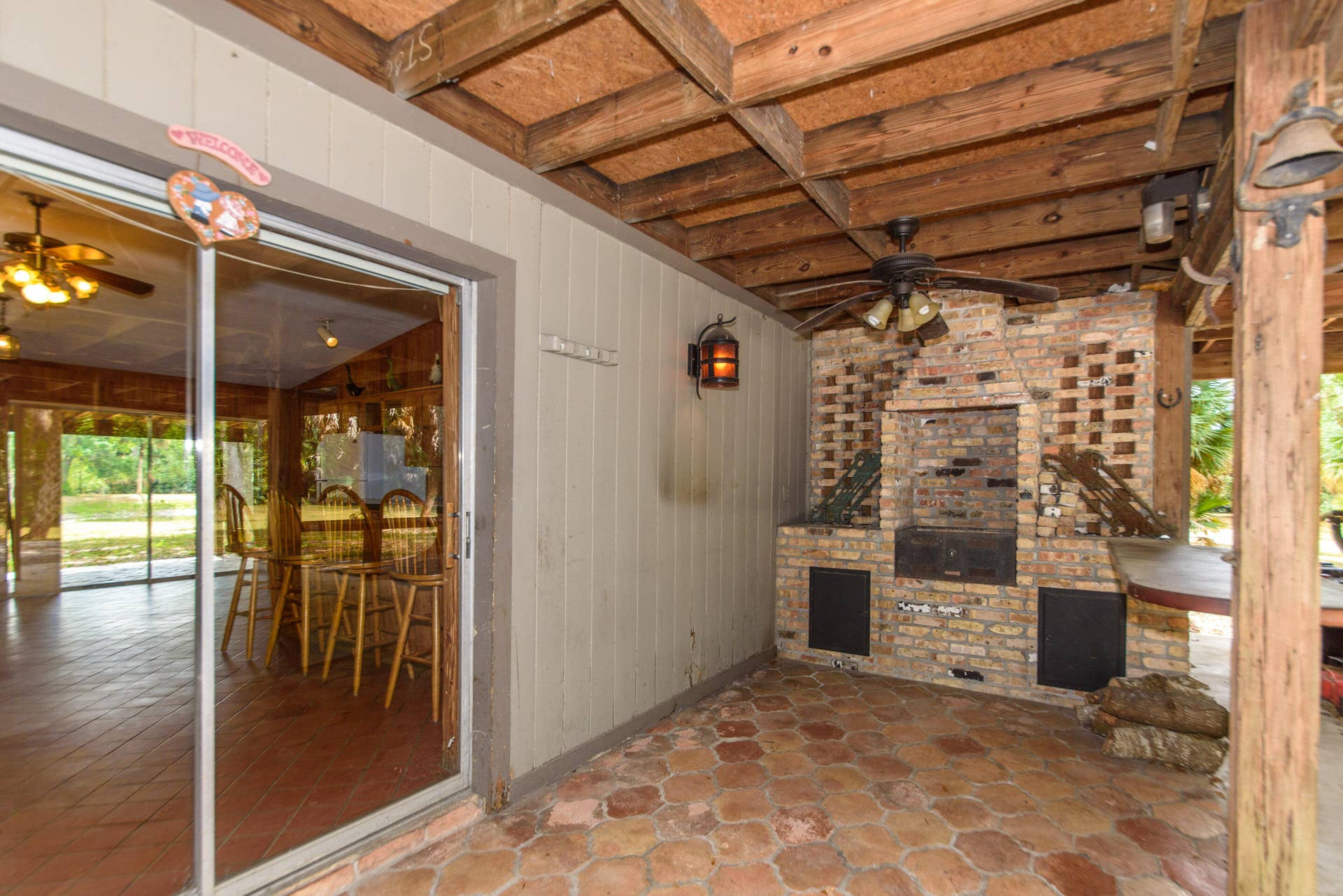 2833 F Road, Loxahatchee Groves, FL 33470 2833 f rd BBQ