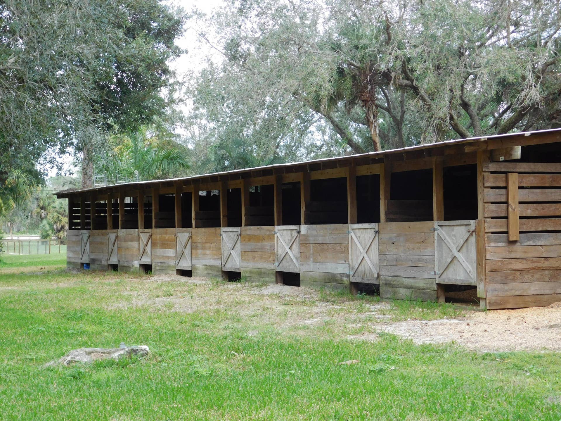 2833 F Road, Loxahatchee Groves, FL 33470 2833 f rd outer stalls