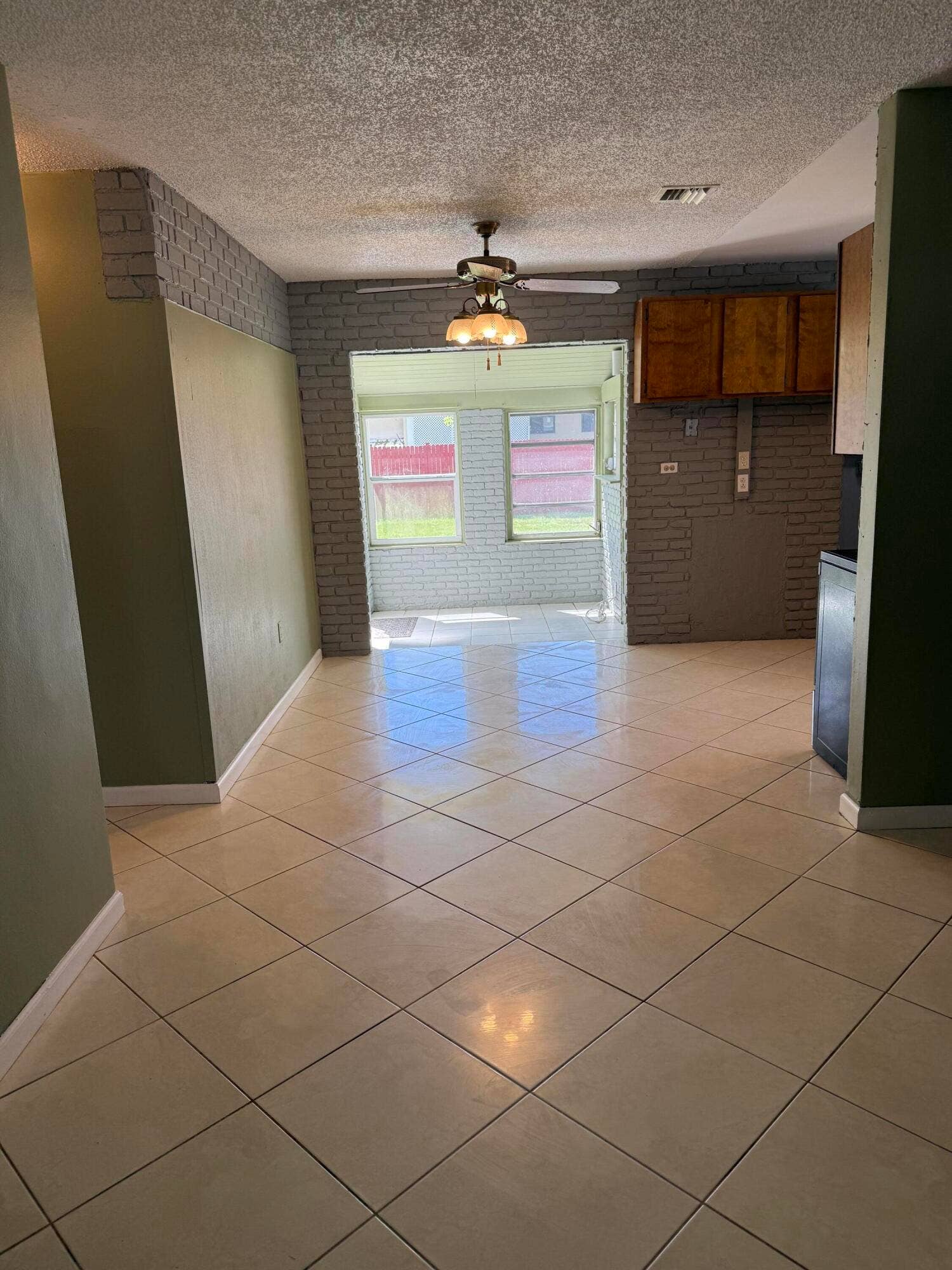 7440 FREEDOM Street, Hollywood, FL 33024 IMG_0330 2