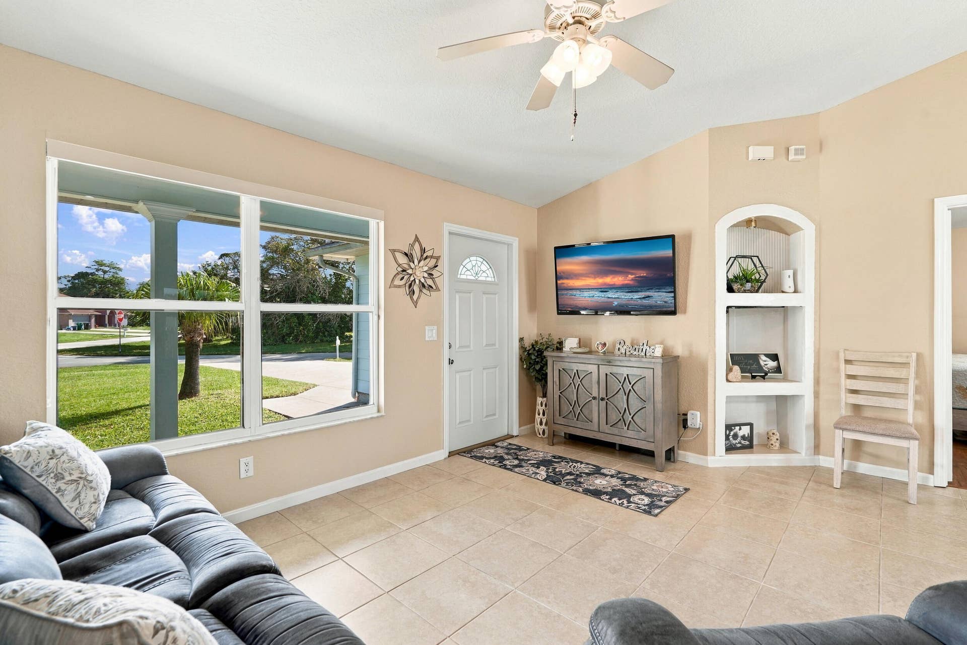 590 NW HAVEN Street, Port St Lucie, FL 34983 IMG00088