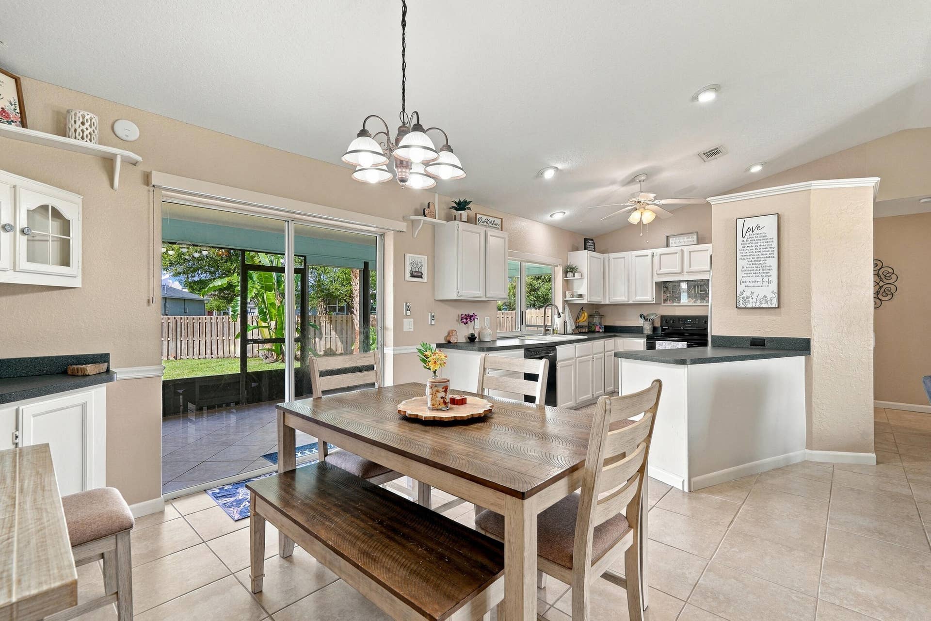 590 NW HAVEN Street, Port St Lucie, FL 34983 IMG00115