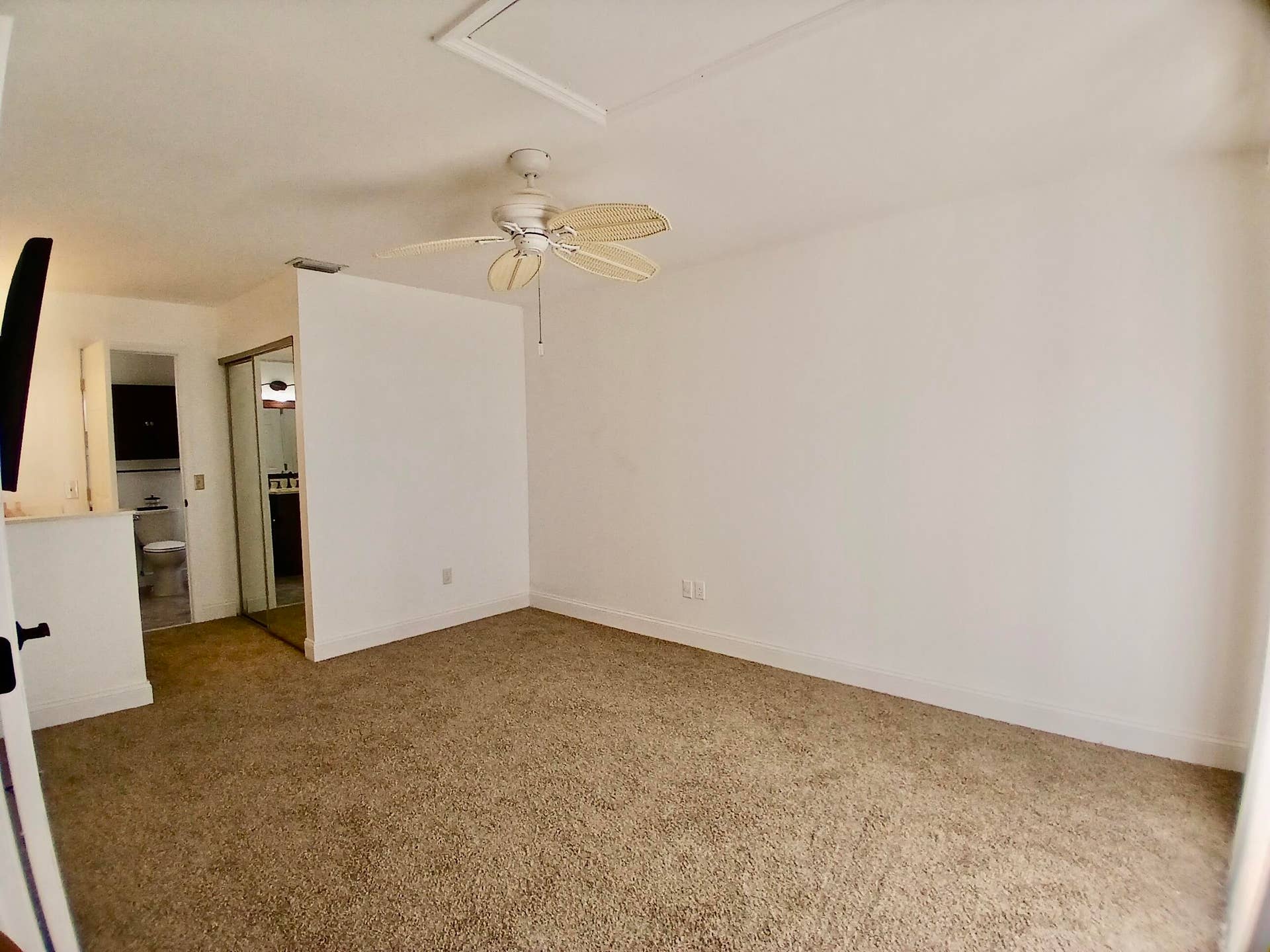 4131 PALM BAY Circle, #D, West Palm Beach, FL 33406 20261005_110238