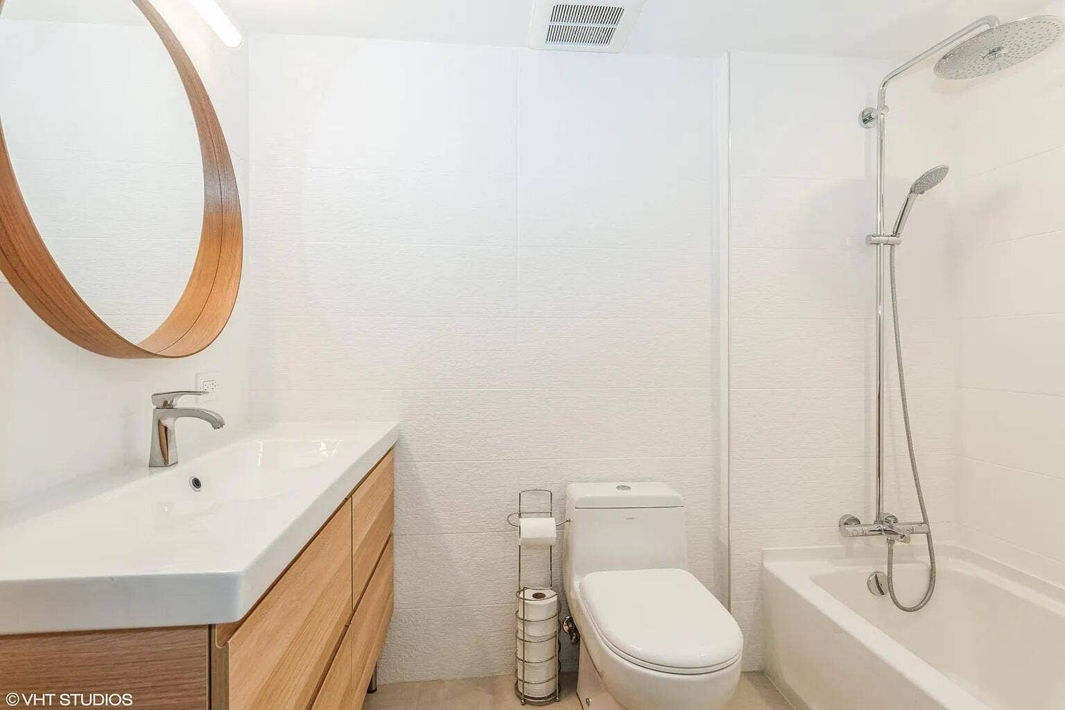2nd bathroom 1616