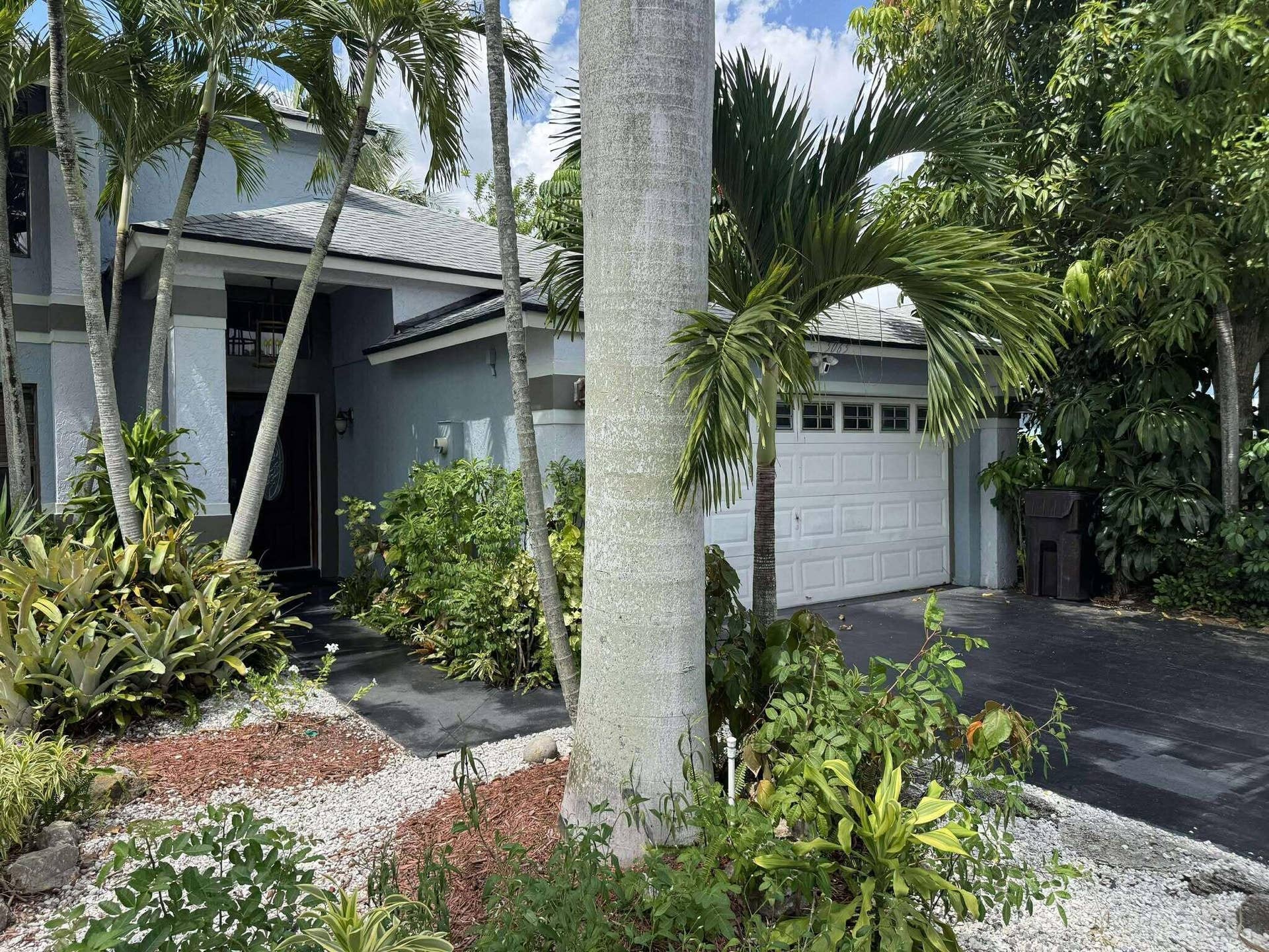 5065 WILLOW POND Road W, West Palm Beach, West Palm Beach, FL 33417 535012951_1592575045459503_6332097030118