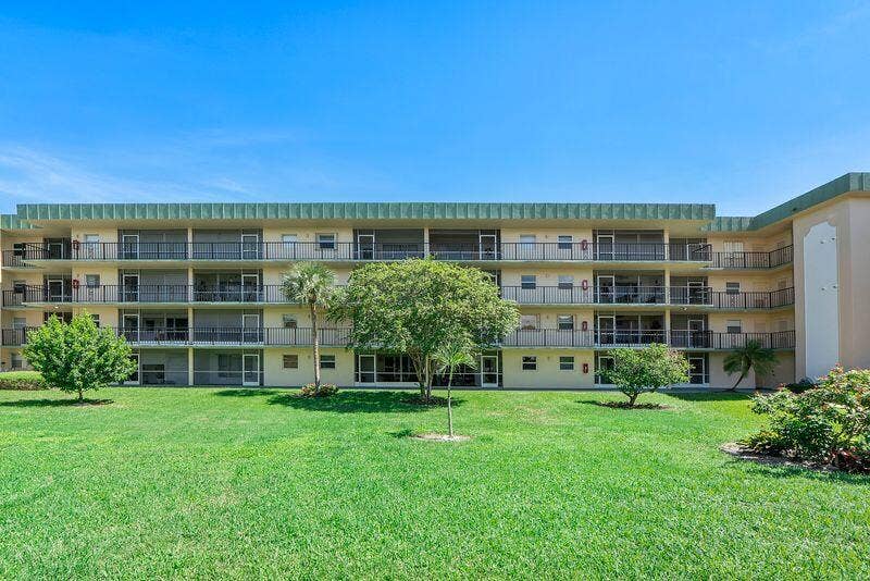 804 SE 7th Street SE, #105, Deerfield Beach, FL 33441 XH2kRwr9