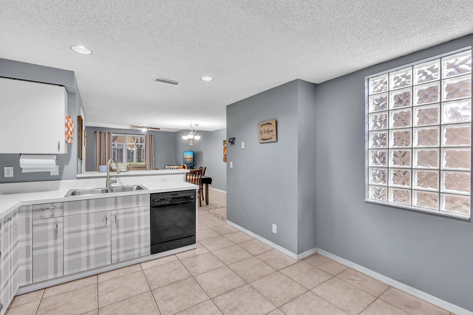 1561 Barcelona Way, Weston, FL 33327 FPP00076