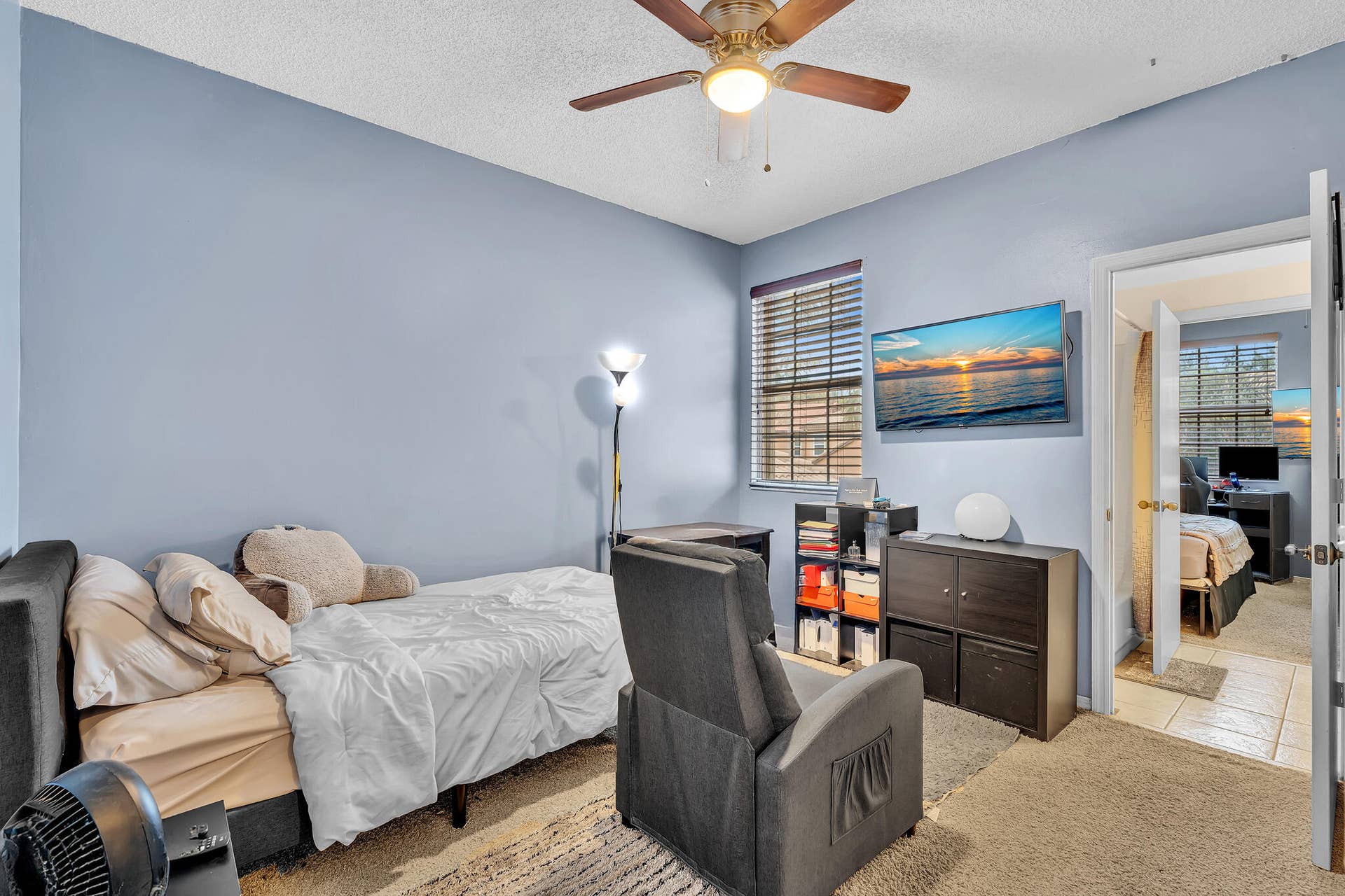 1561 Barcelona Way, Weston, FL 33327 FPP00146