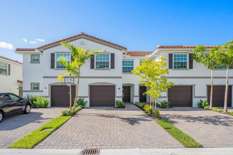 Property photo for 6758 Broadwater Lane, Lake Worth, FL
