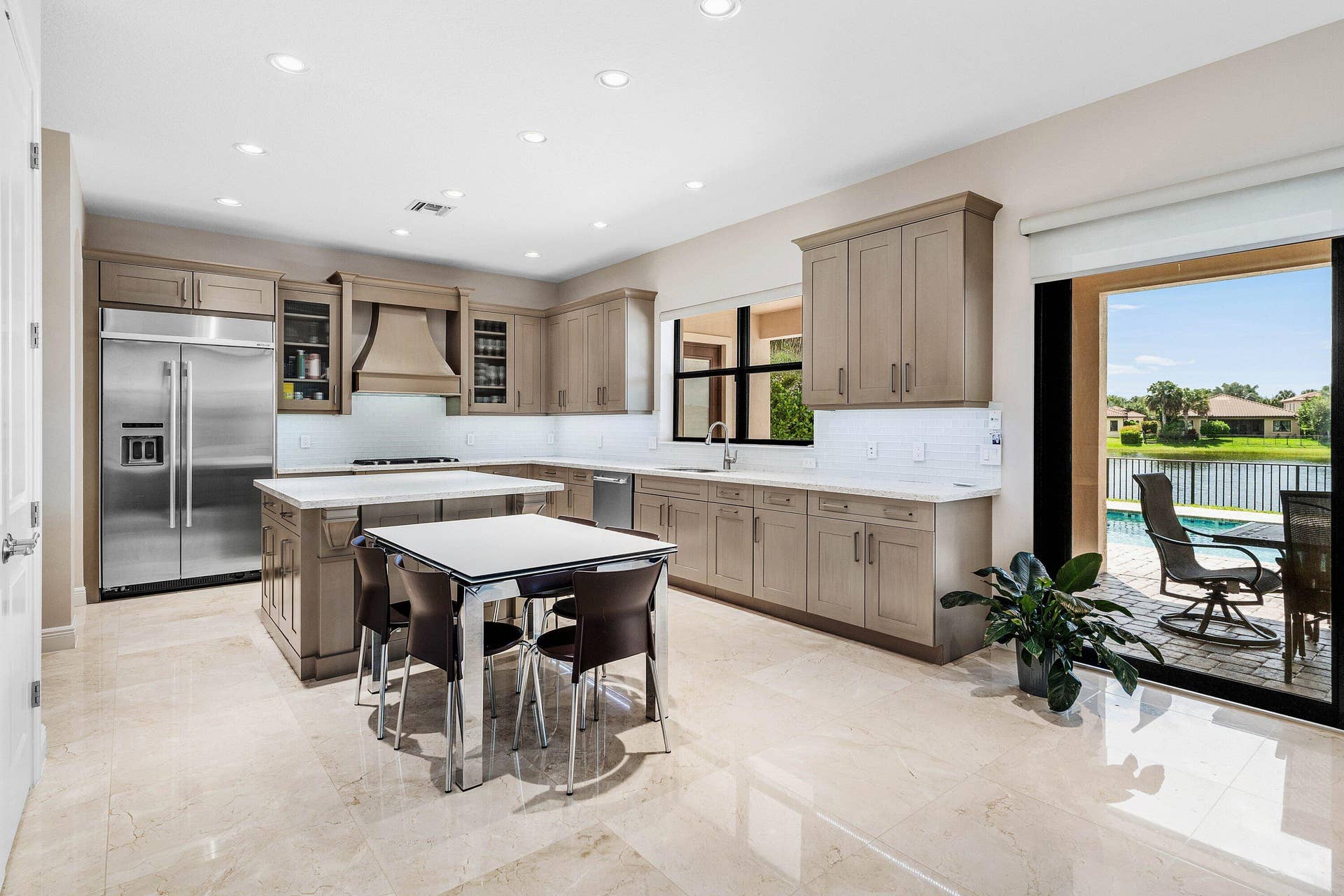 010-11312Northwest81stPlace-Parkland-FL-