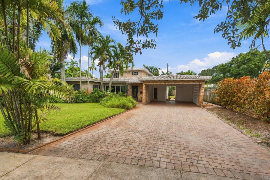Property photo for 1818 NE 20th Street, Fort Lauderdale, FL