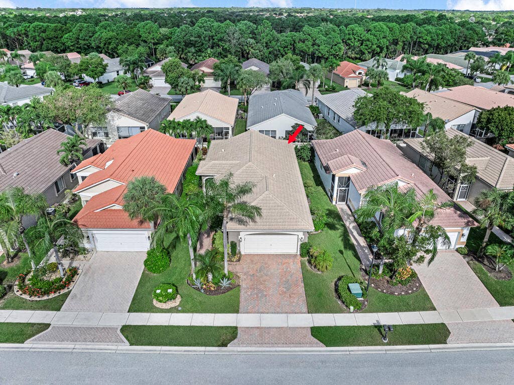 8067 BELLAFIORE Way, Boynton Beach, FL 33472 04