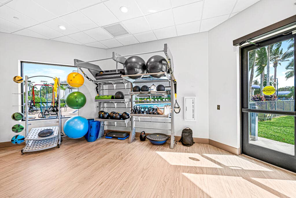 8067 BELLAFIORE Way, Boynton Beach, FL 33472 27 fitness center