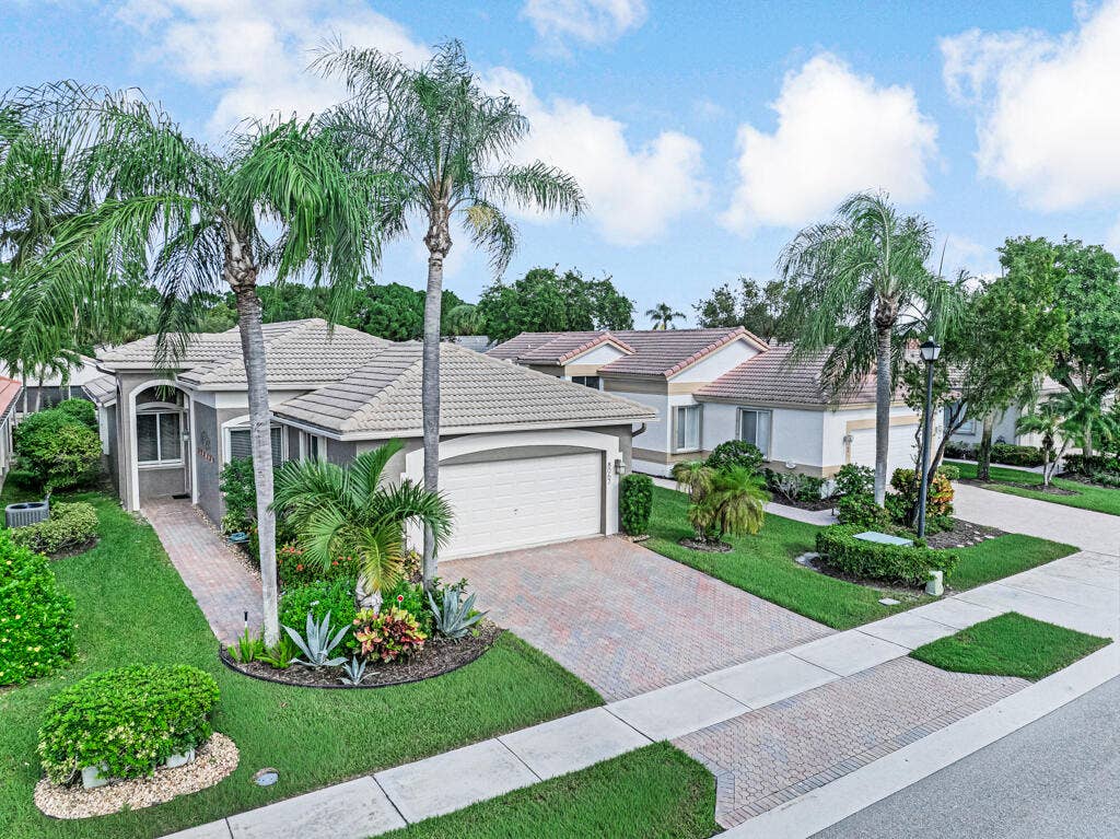 8067 BELLAFIORE Way, Boynton Beach, FL 33472 02