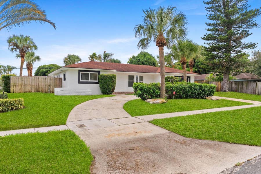 Property photo for 1660 40TH Street, West Palm Beach, FL
