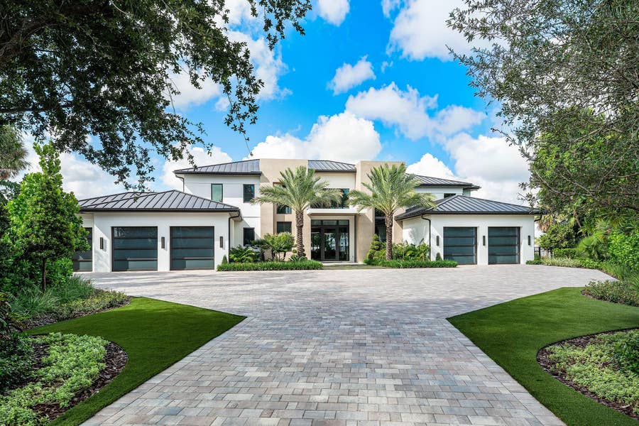 Property photo for 2961 NE 27TH Avenue, Lighthouse Point, FL