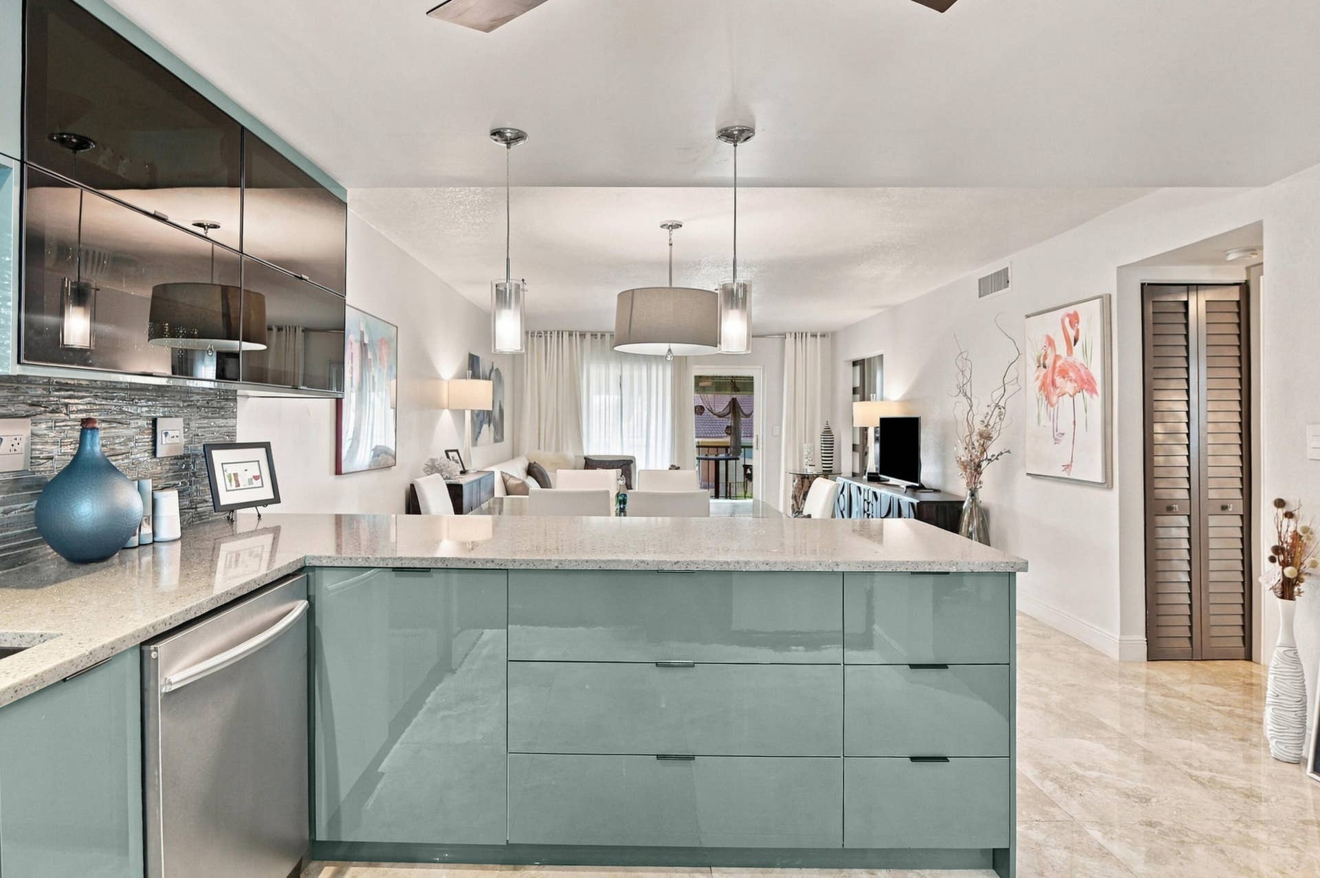 4629 POINCIANA Street, #306, Lauderdale By The Sea, FL 33308 05_dsc_0315_with_tv