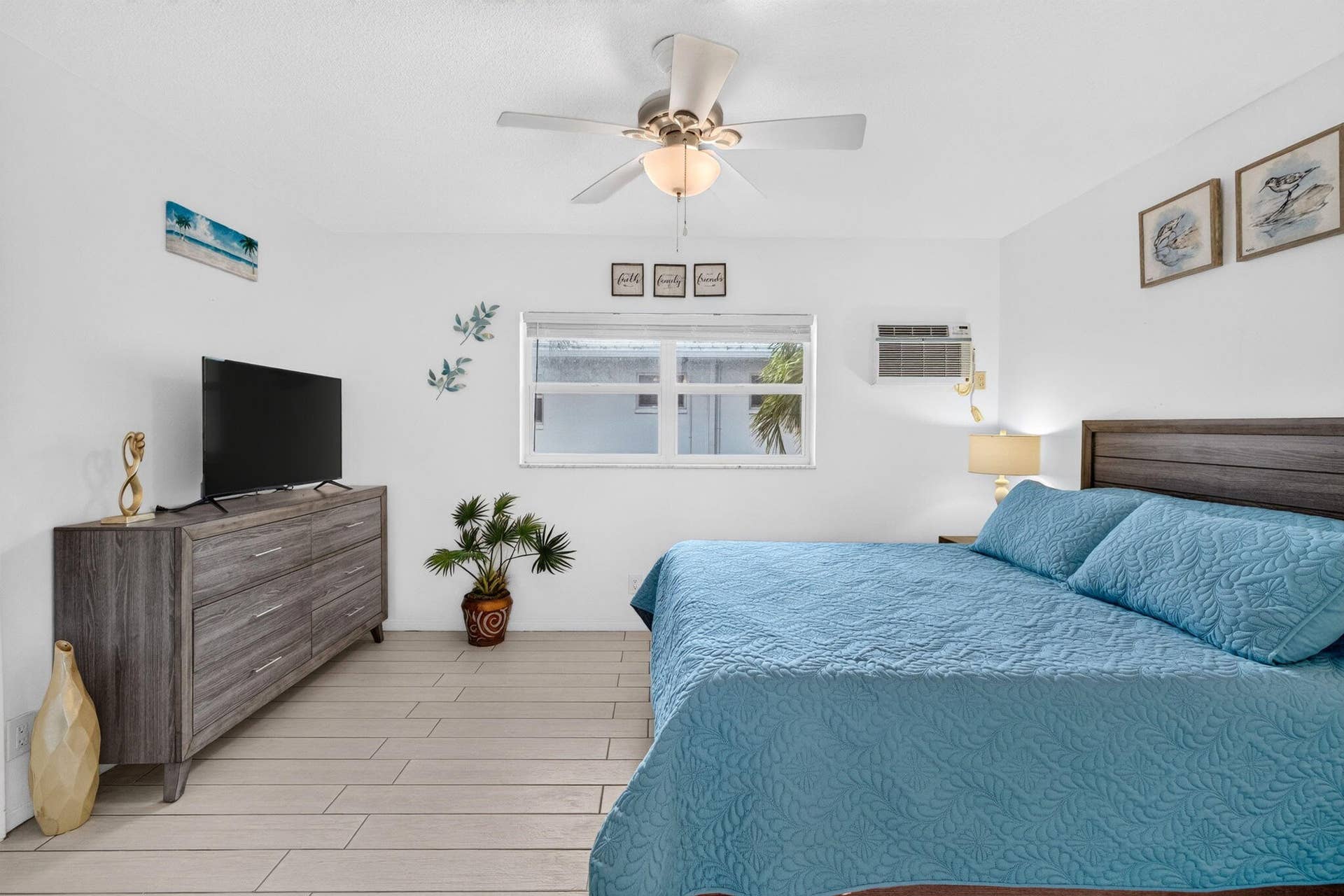 2830 NE 30TH Street, #19, Fort Lauderdale, FL 33306 22-web-or-mls-699A8661