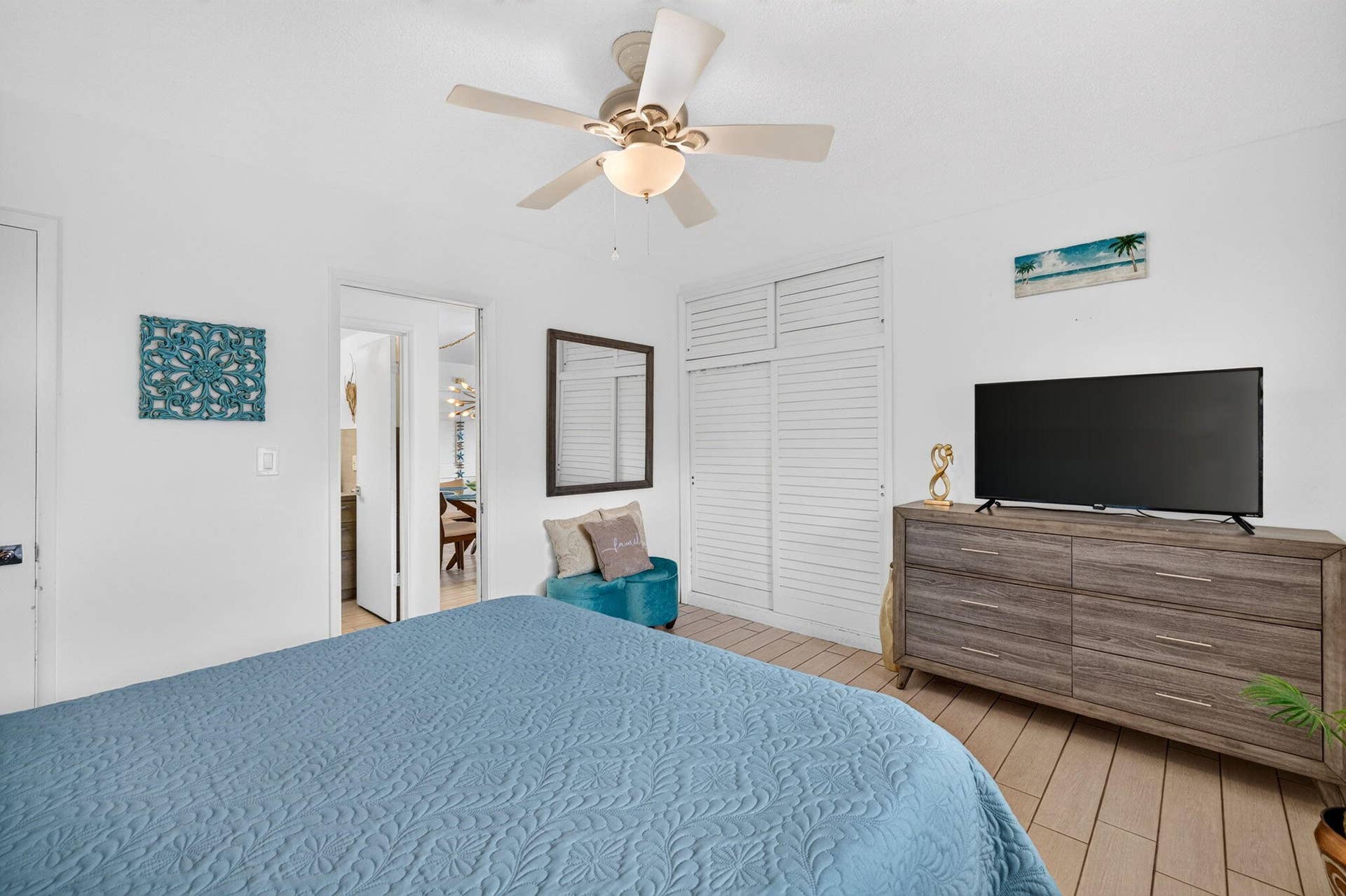 2830 NE 30TH Street, #19, Fort Lauderdale, FL 33306 24-web-or-mls-699A8671