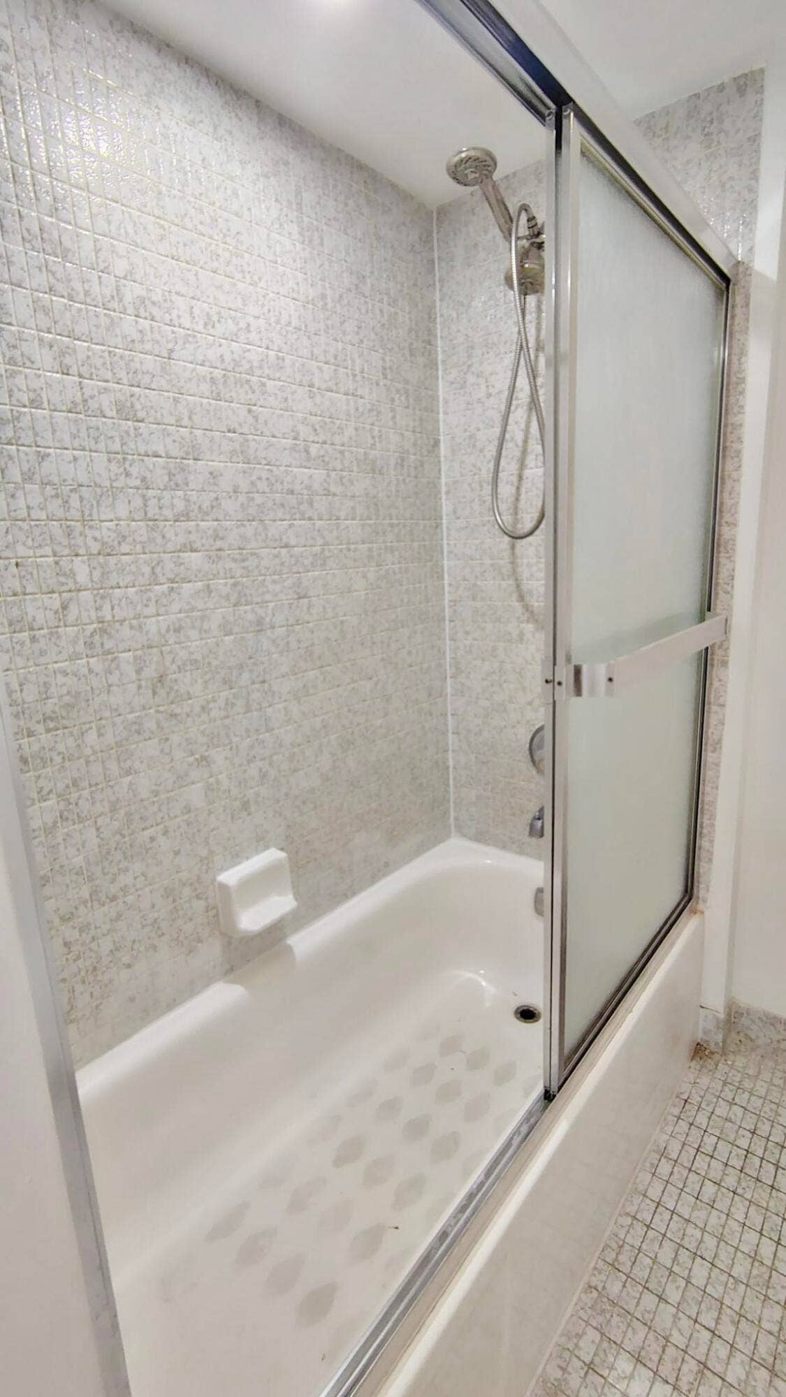 210 174TH Street, #808, Sunny Isles Beach, FL 33160 c7ad5907-ea6a-4fbe-8137-27c2f907c55f