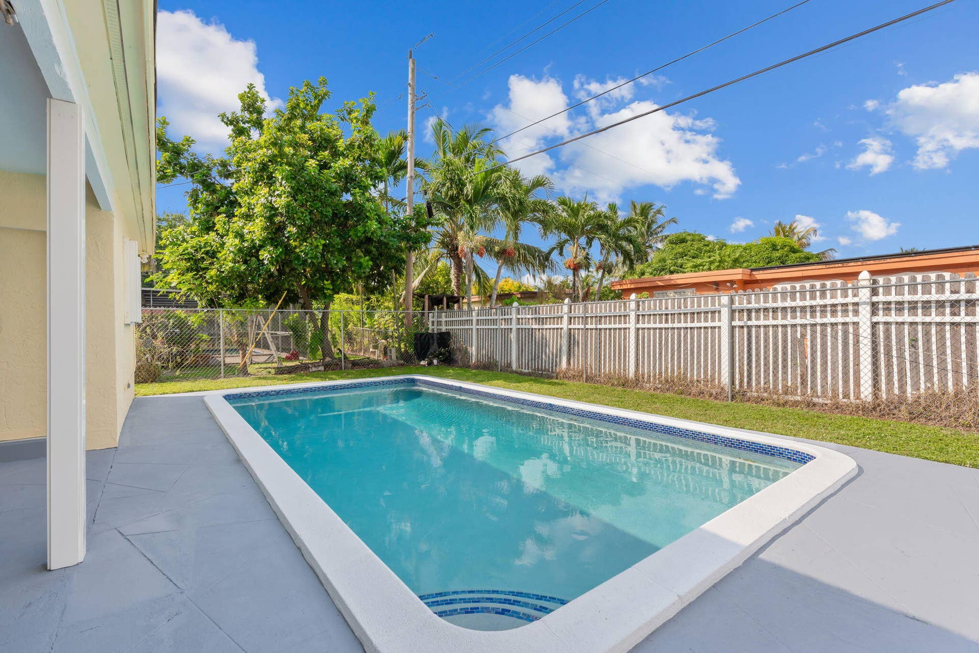 pool