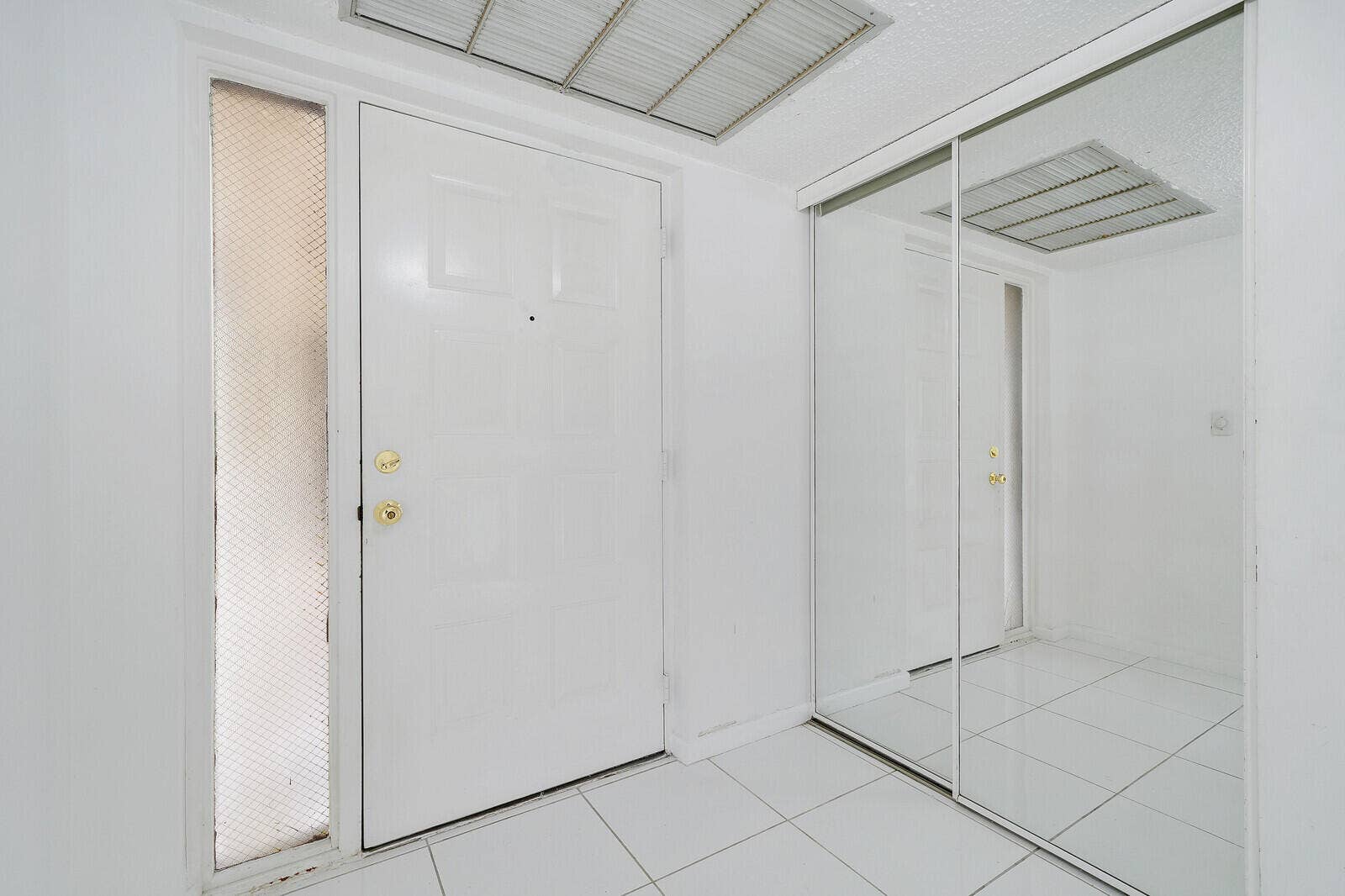 8577 Boca Glades Boulevard W, #D, Boca Raton, FL 33434 Entryway