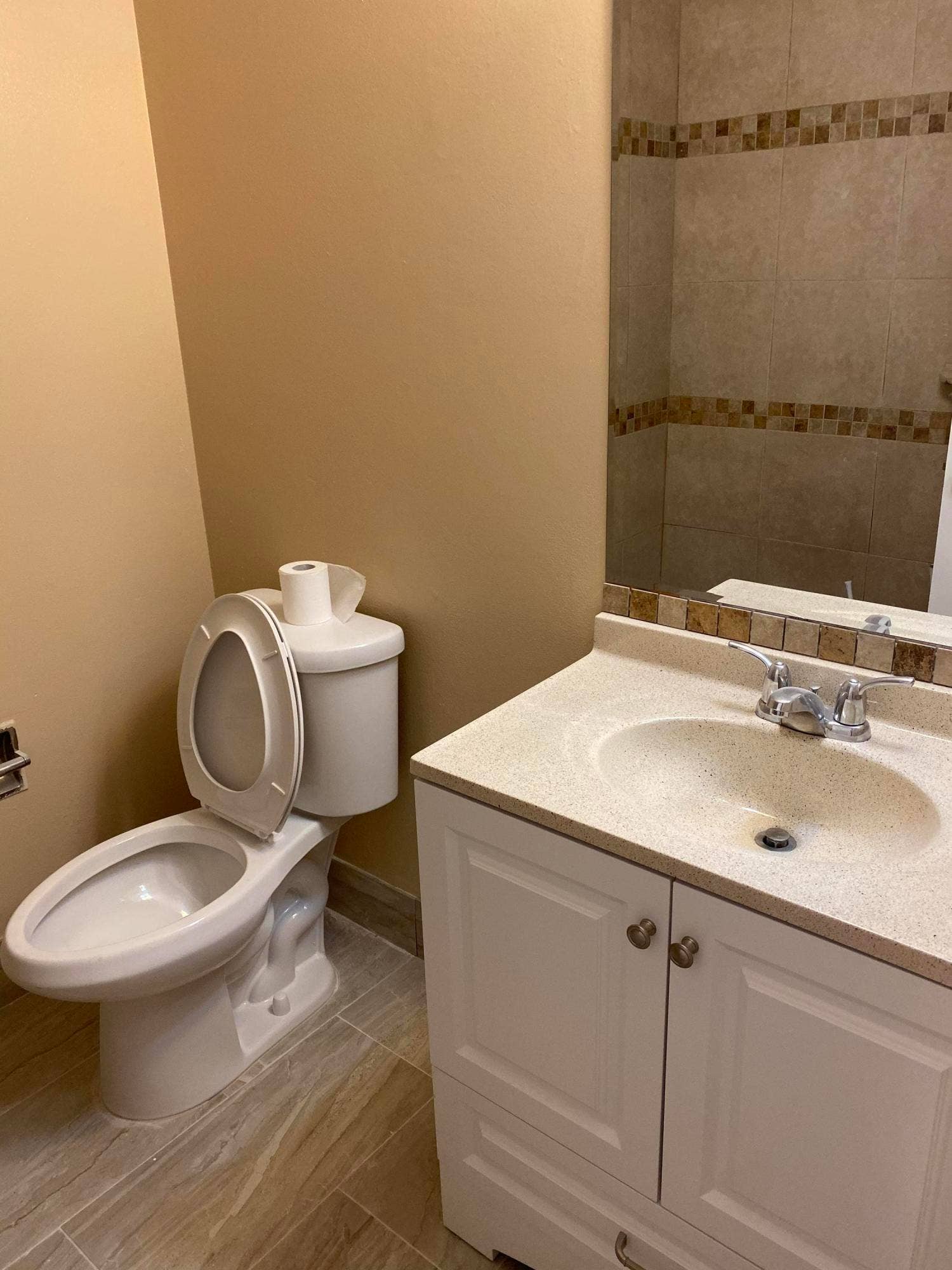 5096 NW 5th Street, Delray Beach, FL 33445 Bath1