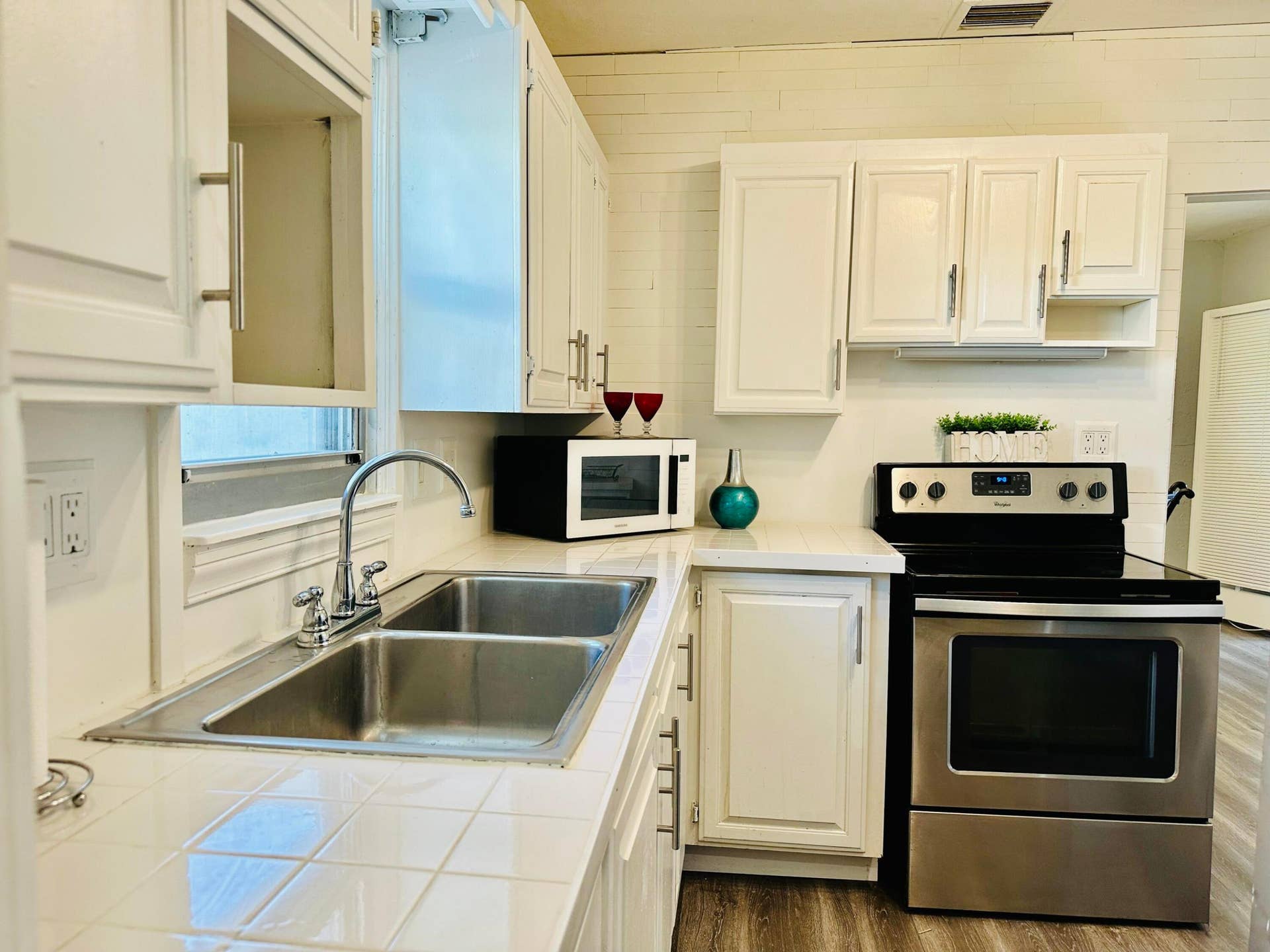 520 Hampton Road, West Palm Beach, West Palm Beach, FL 33405 Kitchen(4)