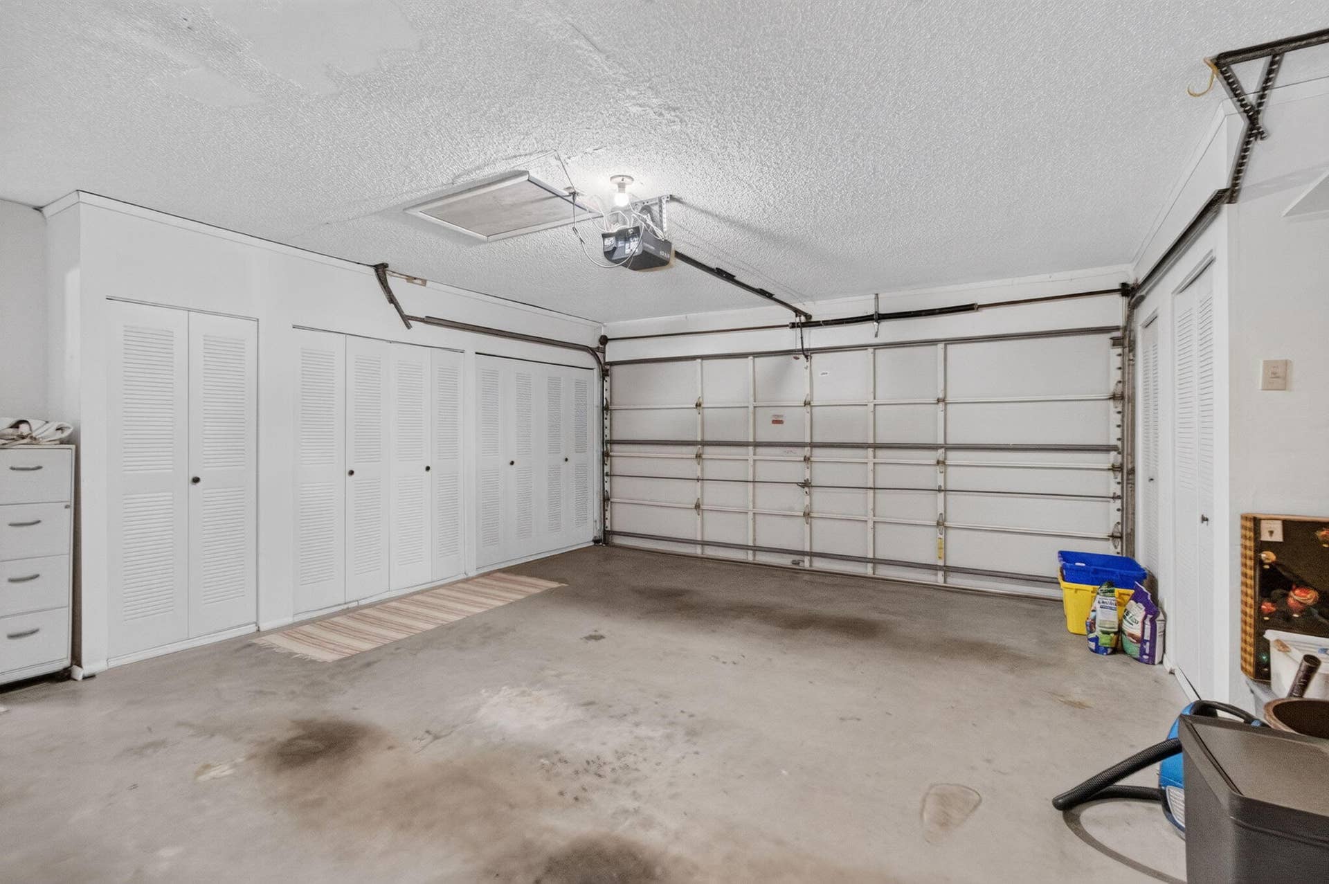 2 car garage