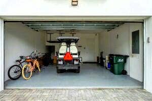 918 St George Boulevard, Delray Beach, FL 33483 2 car garage