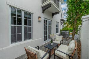 918 St George Boulevard, Delray Beach, FL 33483 Patio Entertaining