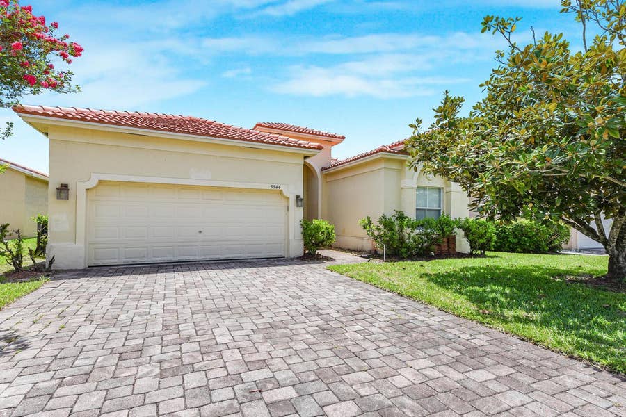 Property photo for 5544 Spanish River Road, Fort Pierce, FL
