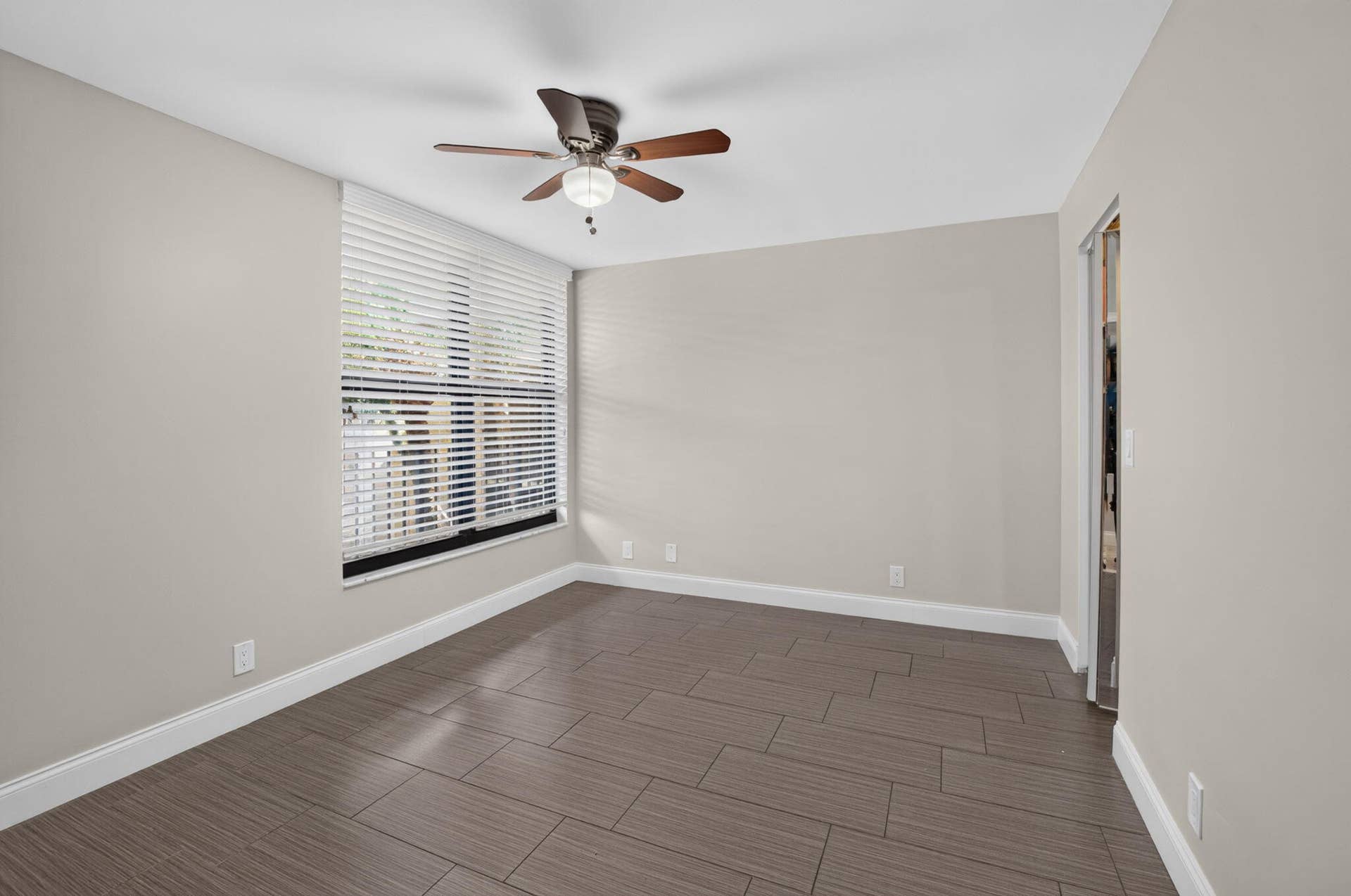 20 ROYAL PALM Way, #301, Boca Raton, FL 33432 Second Bedroom