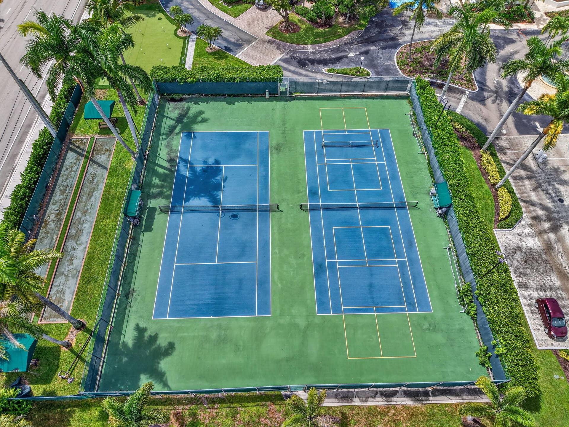 20 ROYAL PALM Way, #301, Boca Raton, FL 33432 The Tennis & Pickleball Courts