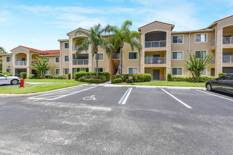 Property photo for 1590 S 42nd Circle, Vero Beach, FL