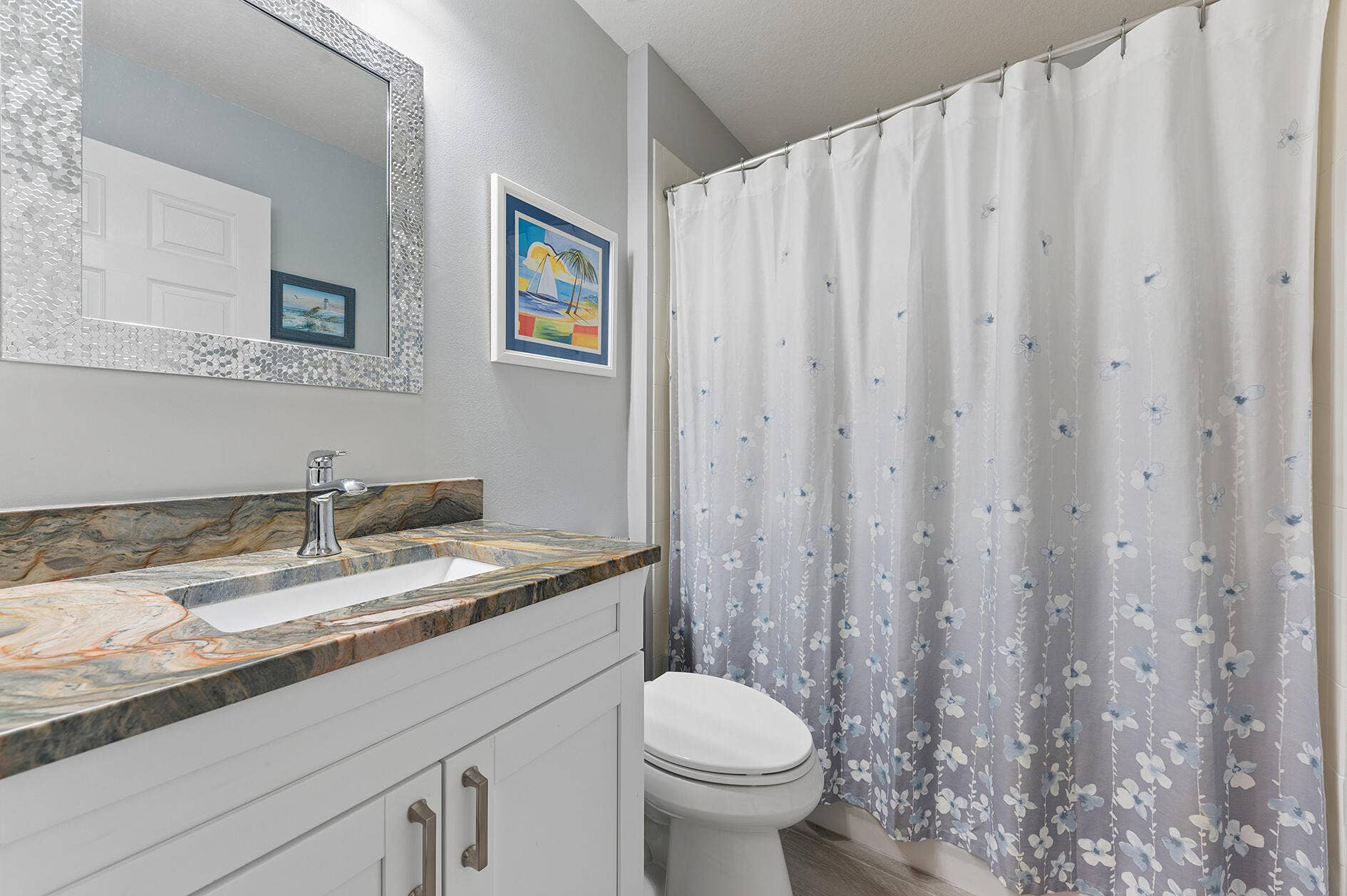 12142 Roma Road, Boynton Beach, FL 33437 GUEST BATHROOM
